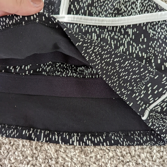 Clara Sports Bra - Picture 3 of 4